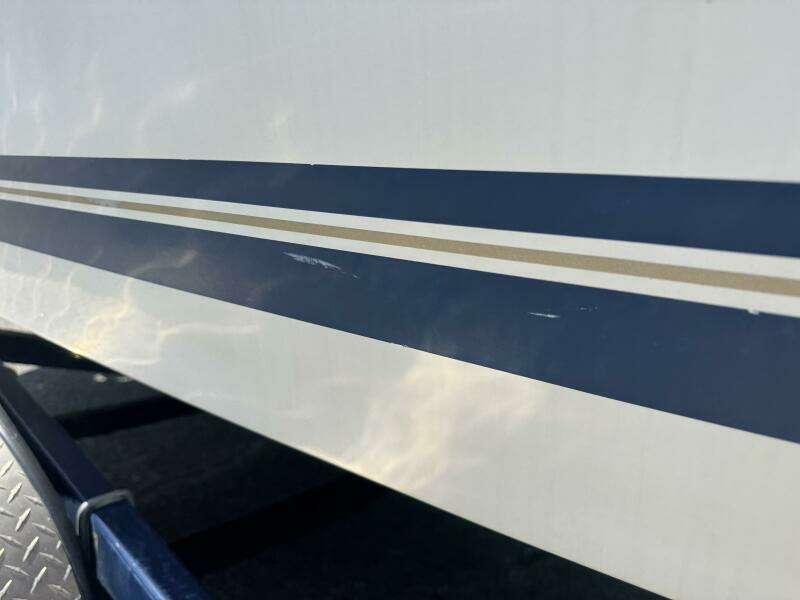 23ft Sea Ray Yacht For Sale