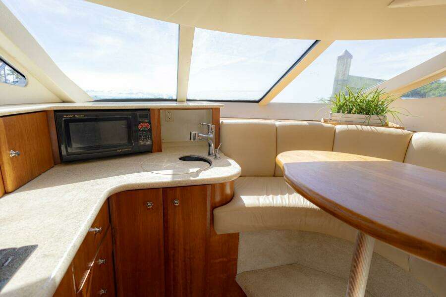 Blue Sapphire 41ft Silverton Yacht For Sale