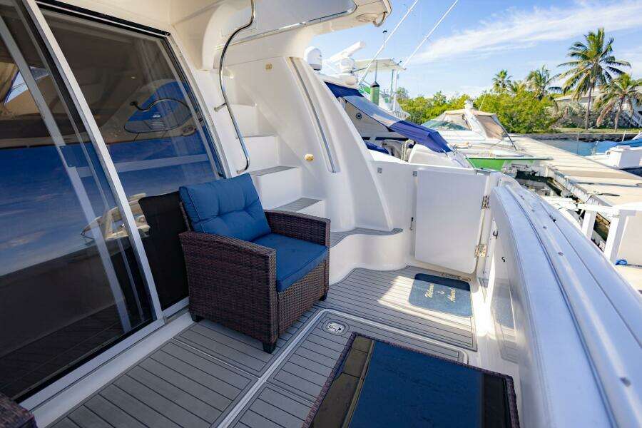 Blue Sapphire 41ft Silverton Yacht For Sale