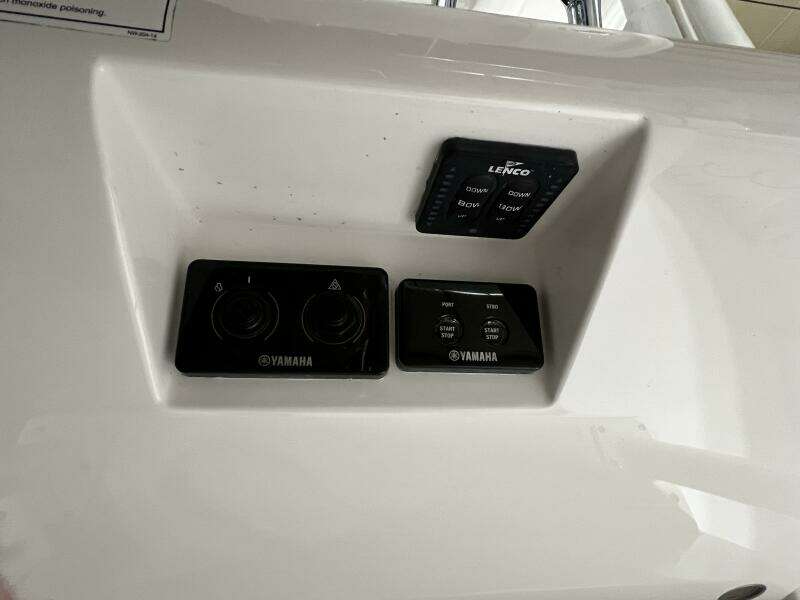 26ft Jupiter Yacht For Sale