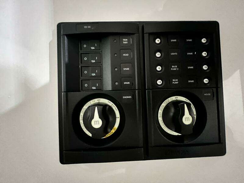 26ft Jupiter Yacht For Sale