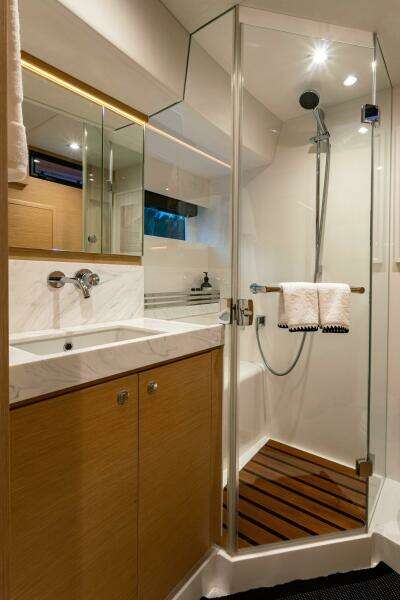 Vanishing Point 57ft Hylas Yacht For Sale