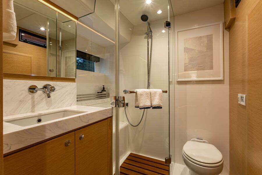 Vanishing Point 57ft Hylas Yacht For Sale