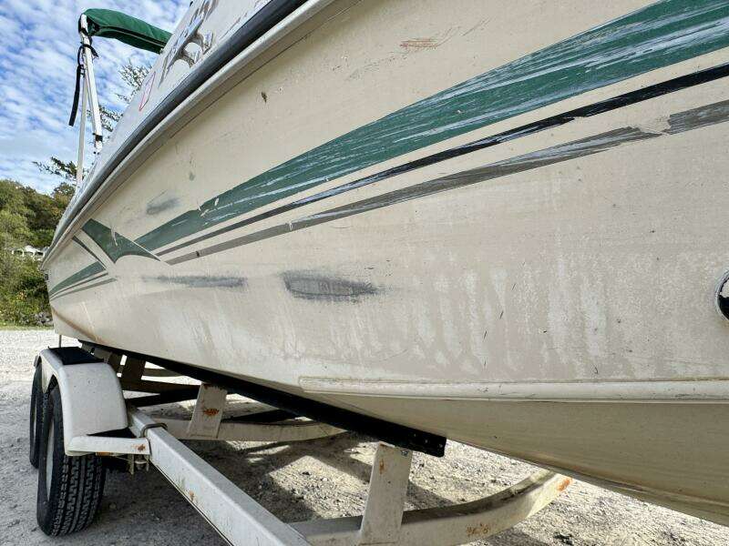 21ft Sun Tracker Yacht For Sale