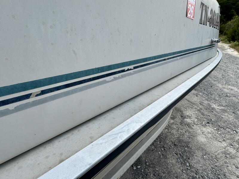 21' 2002 Sun Tracker Party Deck 21