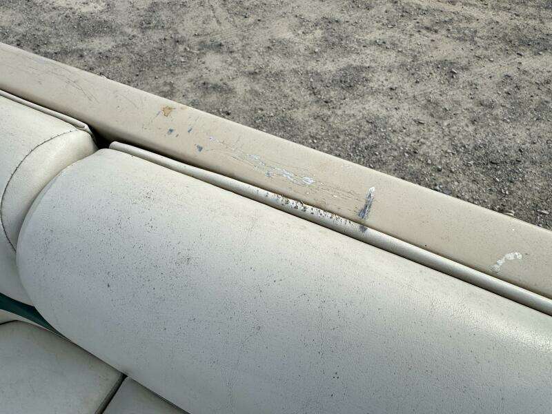 21ft Sun Tracker Yacht For Sale