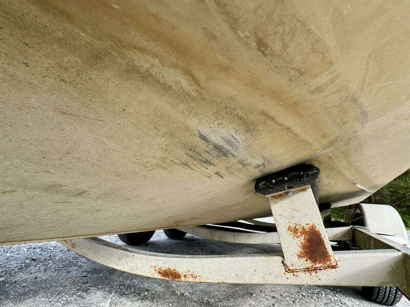 21ft Sun Tracker Yacht For Sale