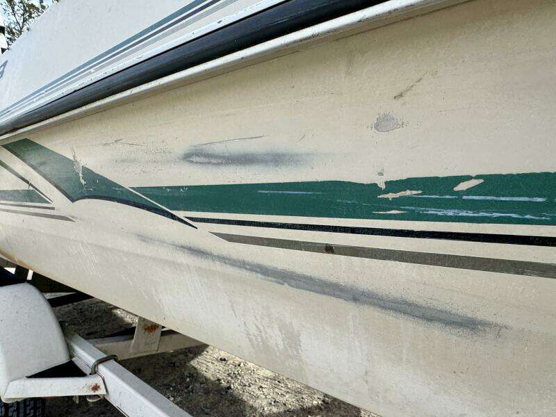 21ft Sun Tracker Yacht For Sale