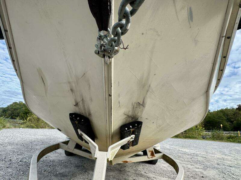 21ft Sun Tracker Yacht For Sale