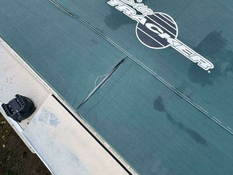 21ft Sun Tracker Yacht For Sale