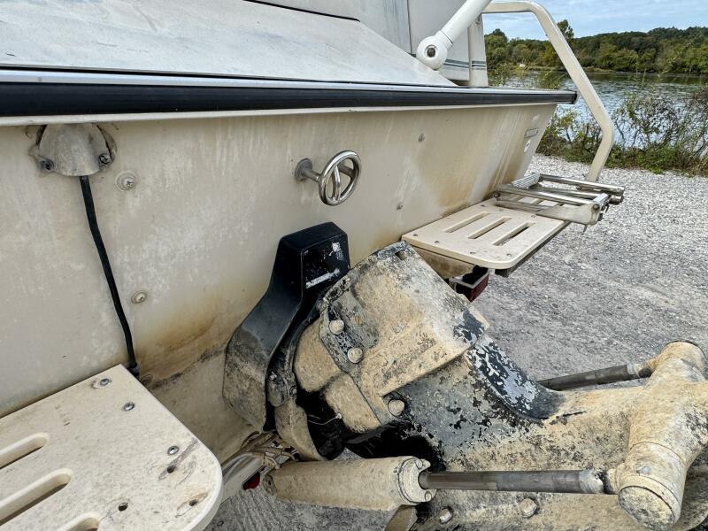 21' 2002 Sun Tracker Party Deck 21