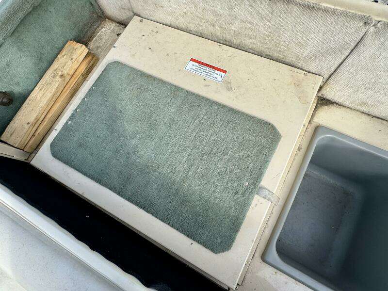 21ft Sun Tracker Yacht For Sale