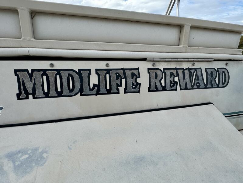 21' 2002 Sun Tracker Party Deck 21