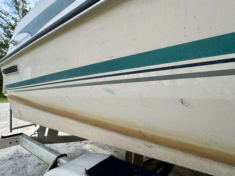 21ft Sun Tracker Yacht For Sale