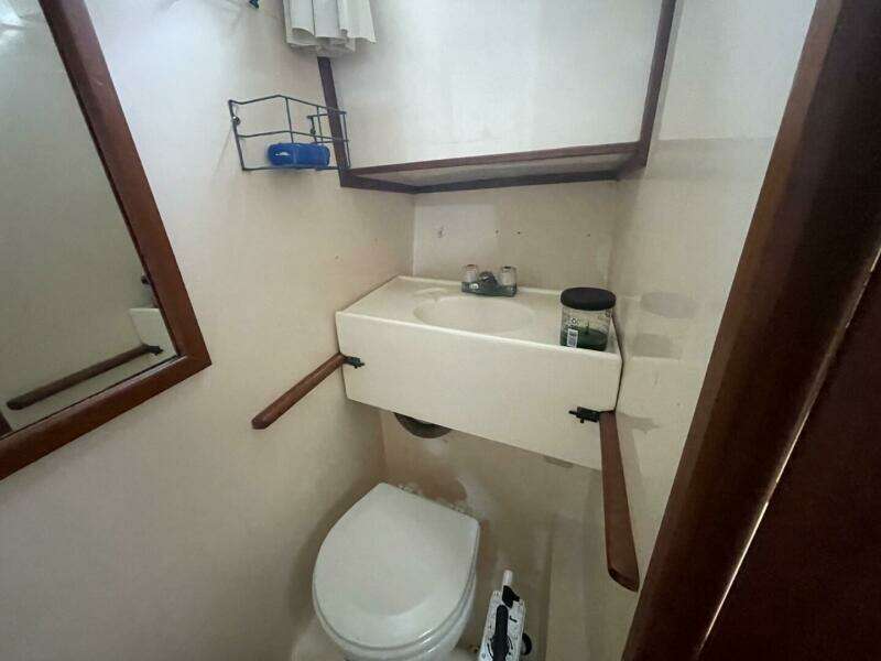 Lady mar 34ft Marine Trader Yacht For Sale