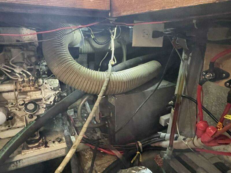 Lady mar 34ft Marine Trader Yacht For Sale