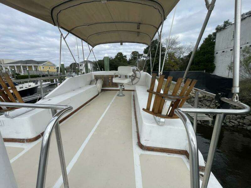 Lady mar 34ft Marine Trader Yacht For Sale