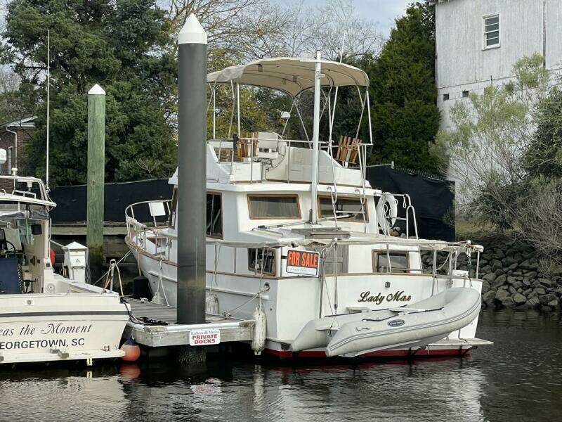 Lady mar 34ft Marine Trader Yacht For Sale