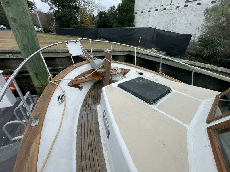 Lady mar 34ft Marine Trader Yacht For Sale