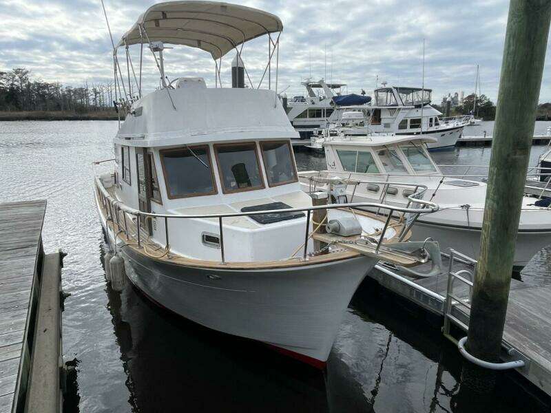 Lady mar 34ft Marine Trader Yacht For Sale