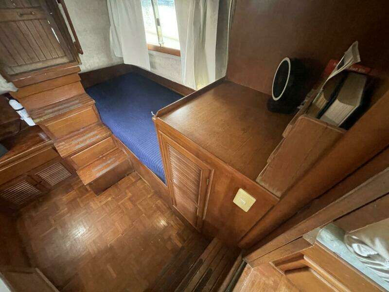 Lady mar 34ft Marine Trader Yacht For Sale