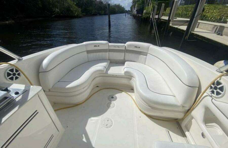 30ft Sea Ray Yacht For Sale