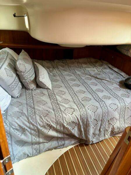 38ft Hunter Yacht For Sale