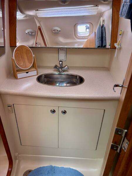 38ft Hunter Yacht For Sale