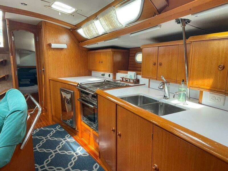 Sea Bear 45ft Jeanneau Yacht For Sale