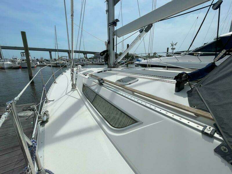 Sea Bear 45ft Jeanneau Yacht For Sale