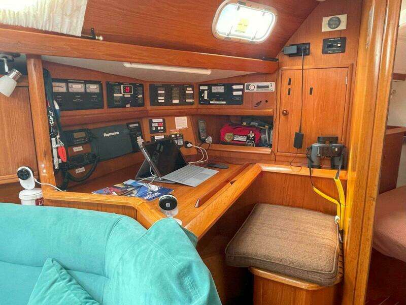 Sea Bear 45ft Jeanneau Yacht For Sale