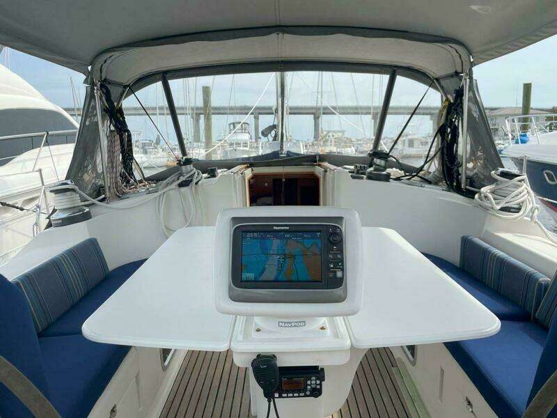 Sea Bear 45ft Jeanneau Yacht For Sale