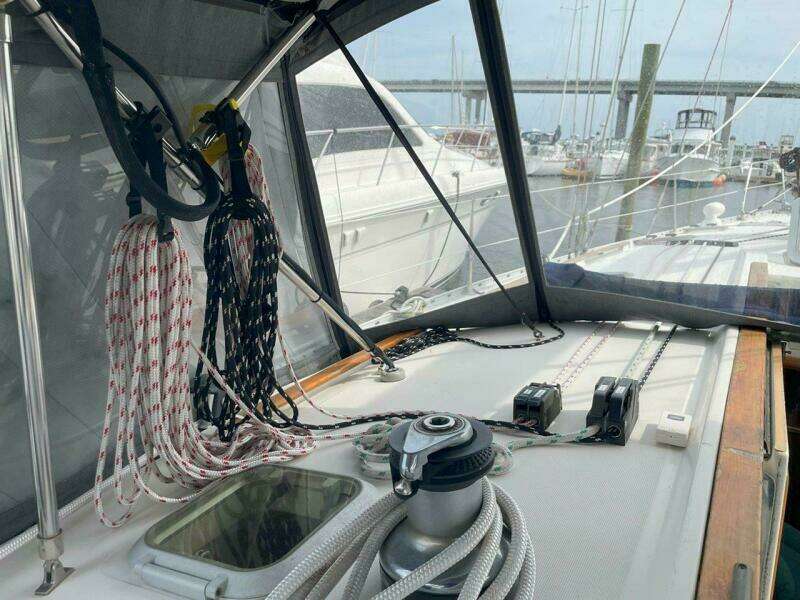 Sea Bear 45ft Jeanneau Yacht For Sale