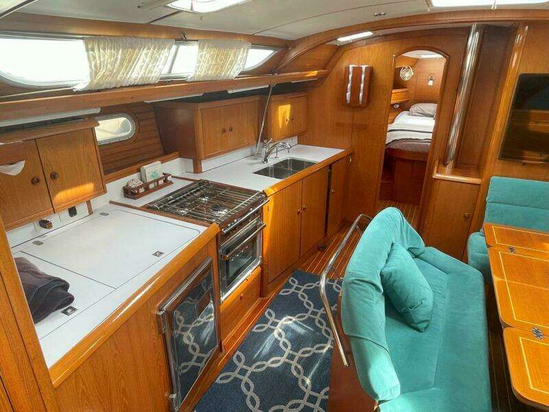 Sea Bear 45ft Jeanneau Yacht For Sale