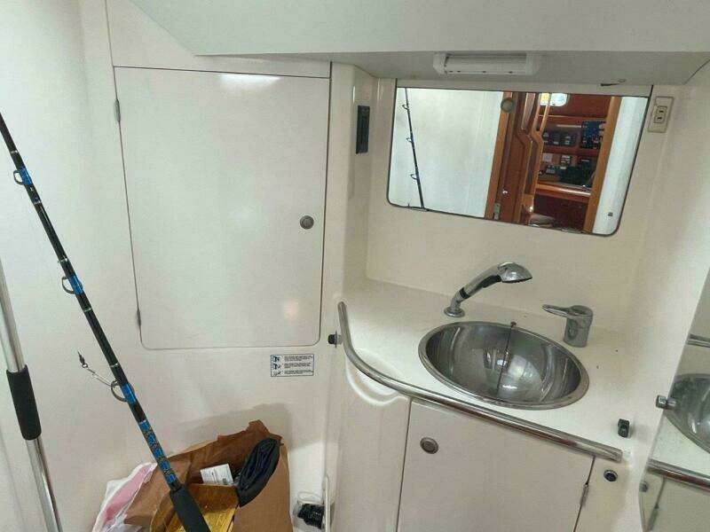 Sea Bear 45ft Jeanneau Yacht For Sale