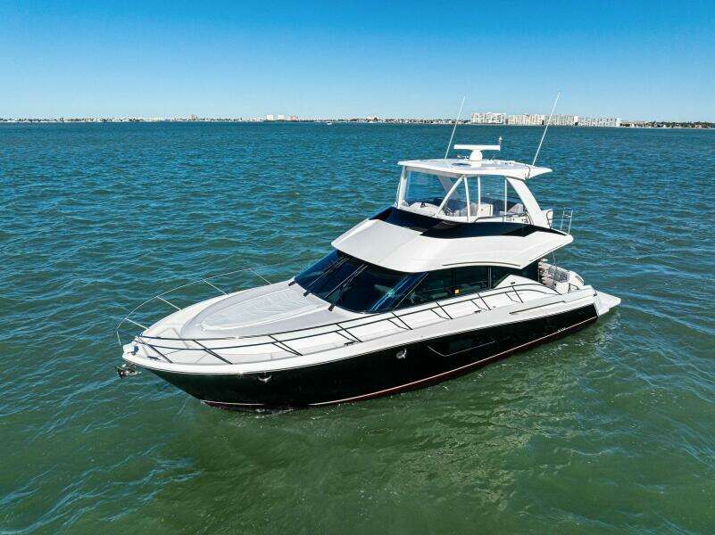 2016 Tiara Yachts 50 Flybridge - Profile 