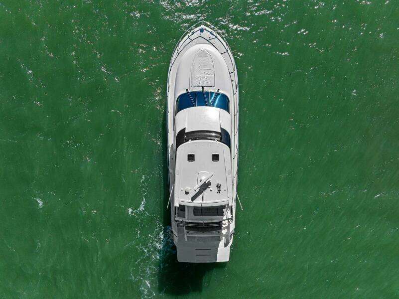 2016 Tiara Yachts 50 Flybridge - Profile