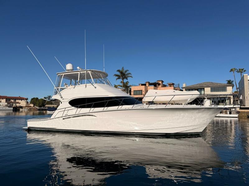 2003 Hatteras 54 Convertible