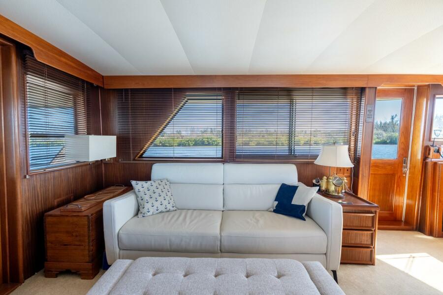 53' 1985 Hatteras 53 Motor Yacht