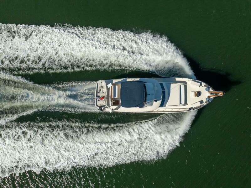 EVEN KEEL 53ft Hatteras Yacht For Sale