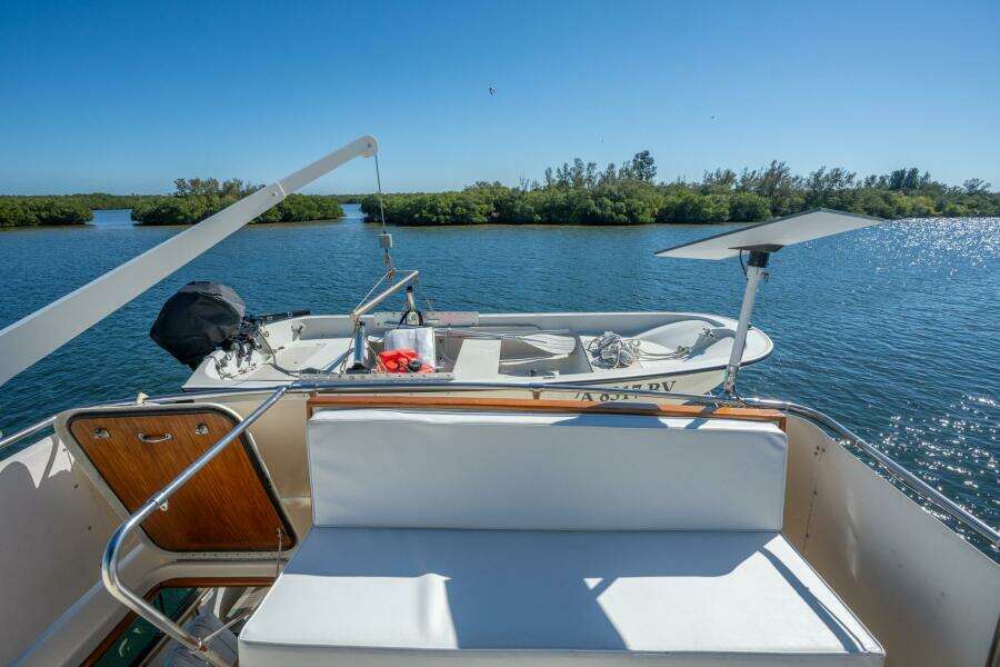 EVEN KEEL 53ft Hatteras Yacht For Sale