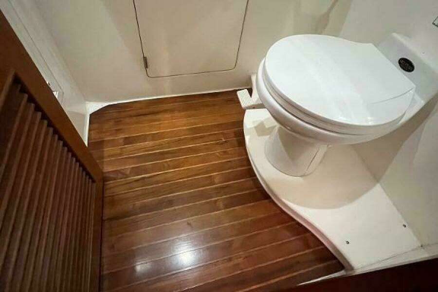 Miss Aud Too 51ft Hyatt Yacht For Sale