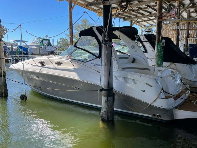 Islander 32ft Sea Ray Yacht For Sale