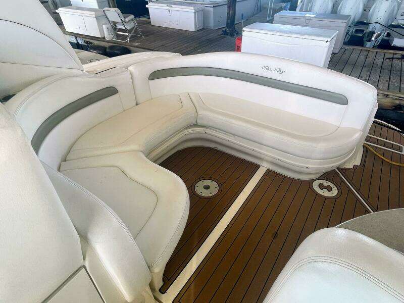 Islander 32ft Sea Ray Yacht For Sale