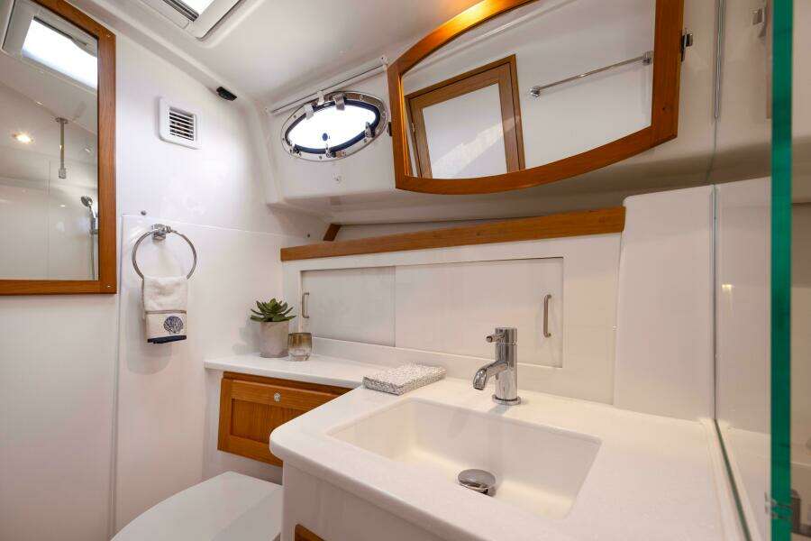 41ft Back Cove Yacht For Sale