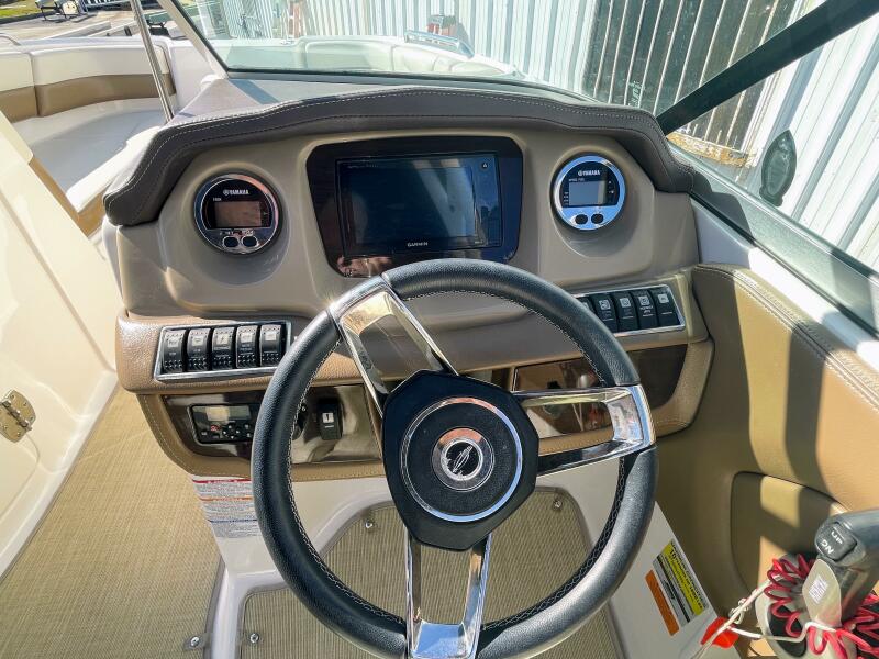 21' 2016 Chaparral 210 Suncoast