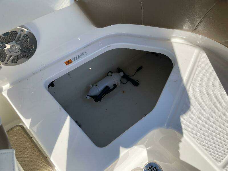 21ft Chaparral Yacht For Sale