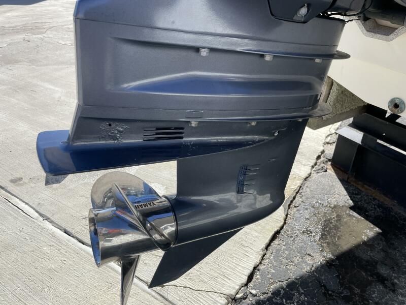 21' 2016 Chaparral 210 Suncoast