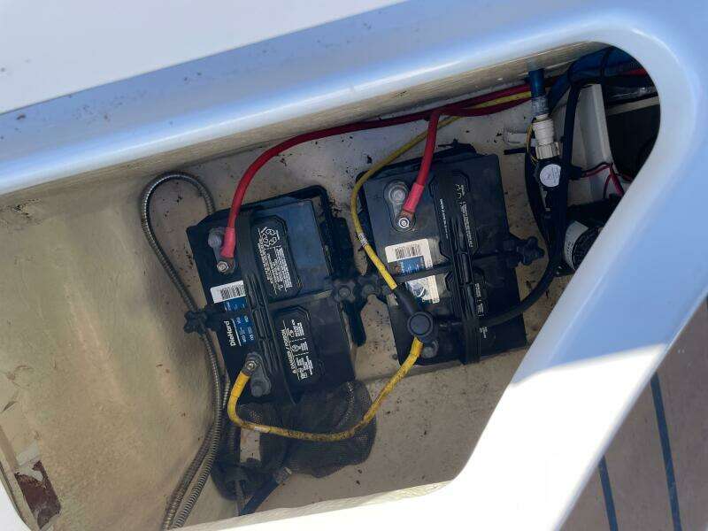 21ft Chaparral Yacht For Sale