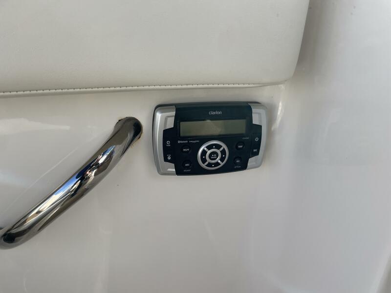 21' 2016 Chaparral 210 Suncoast